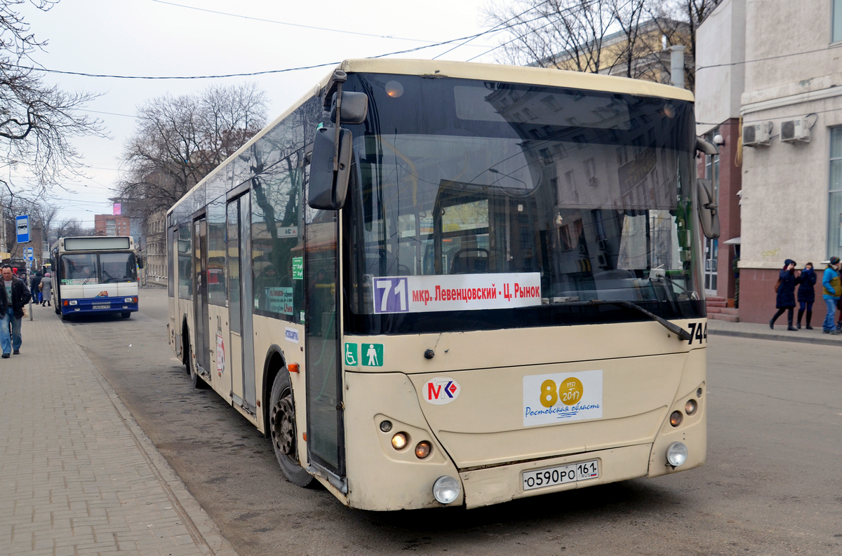 Rostov-on-Don, RoAZ-5236 # 744