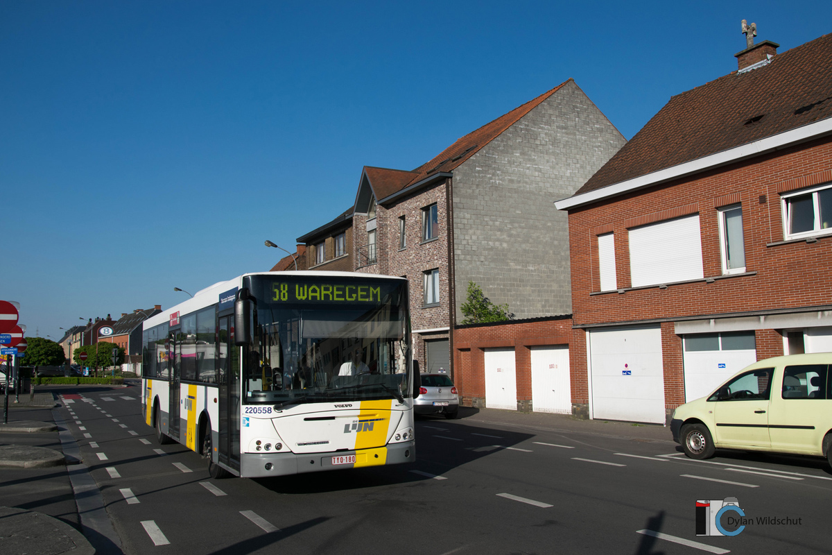 Kortrijk, Jonckheere Transit 2000 # 220558
