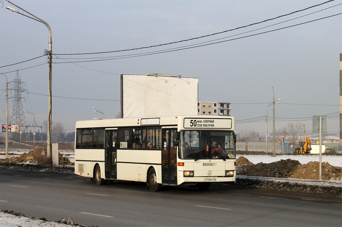 Krasnoyarsk, Mercedes-Benz O405 # Р 743 МН 124