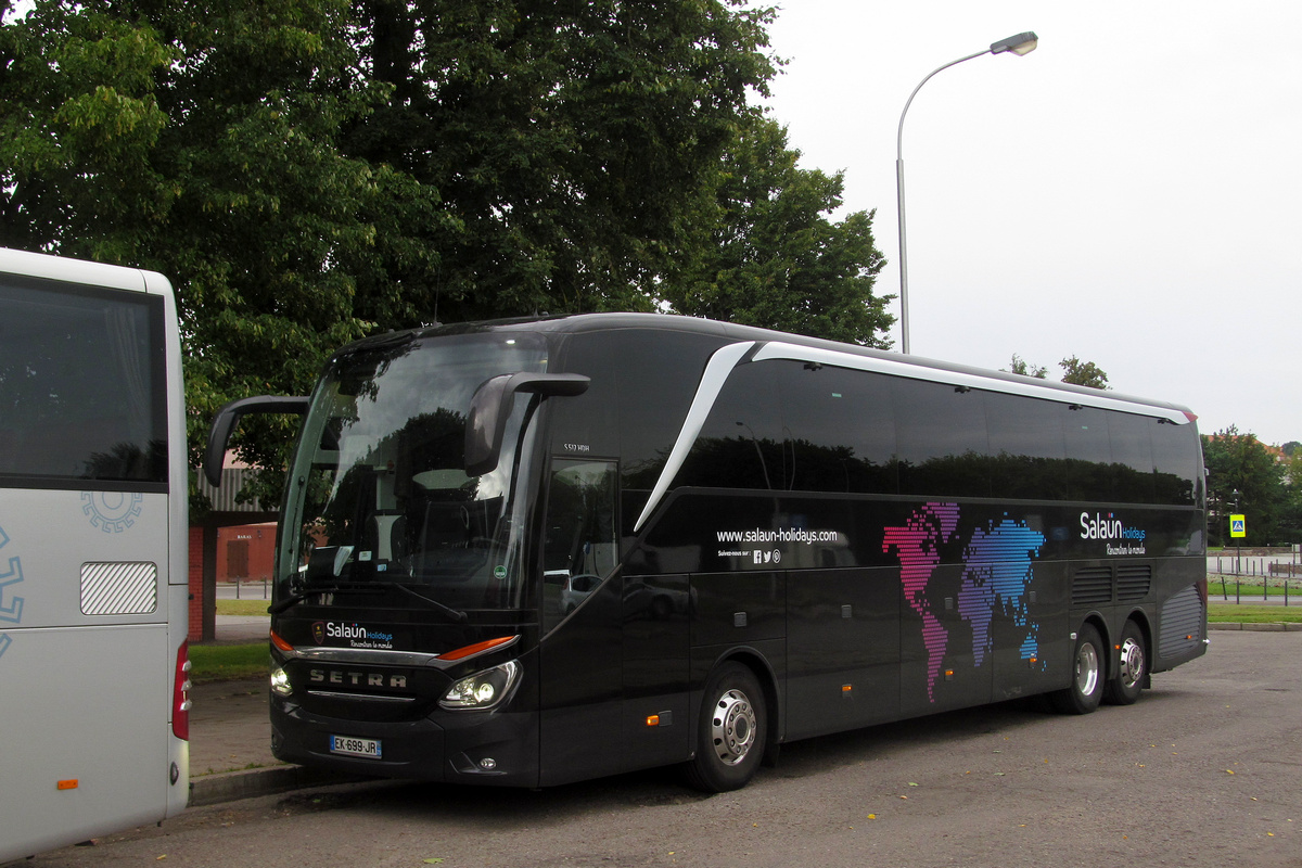 Quimper, Setra S517HDH # EK-699-JR