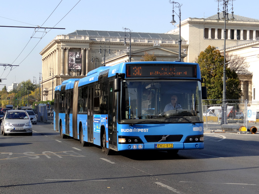 Budapest, Volvo 7700A # FKU-912