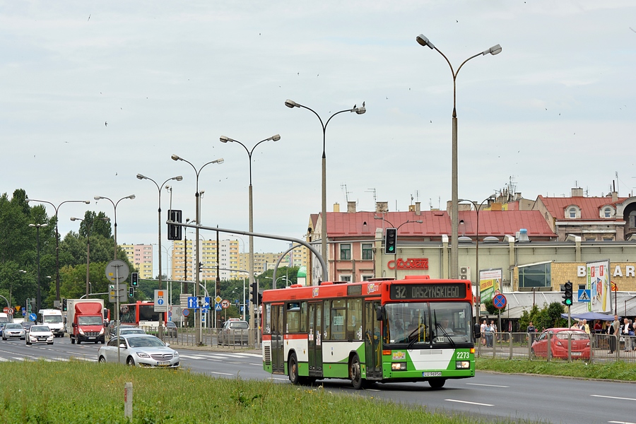 Lublin, Mercedes-Benz O405N2 č. 2273