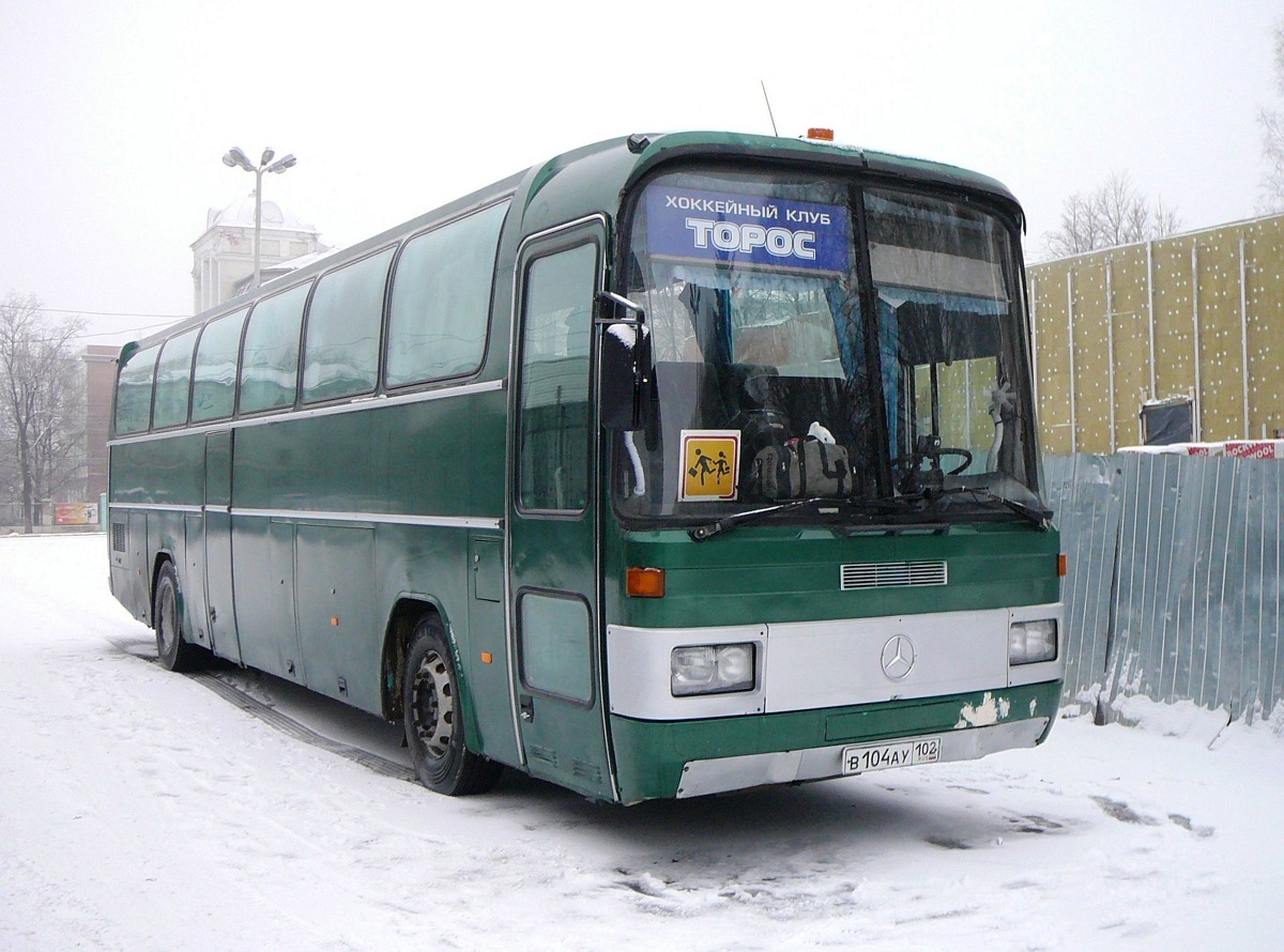 Neftekamsk, Mercedes-Benz O303-15RHD Витязь # В 140 АУ 102