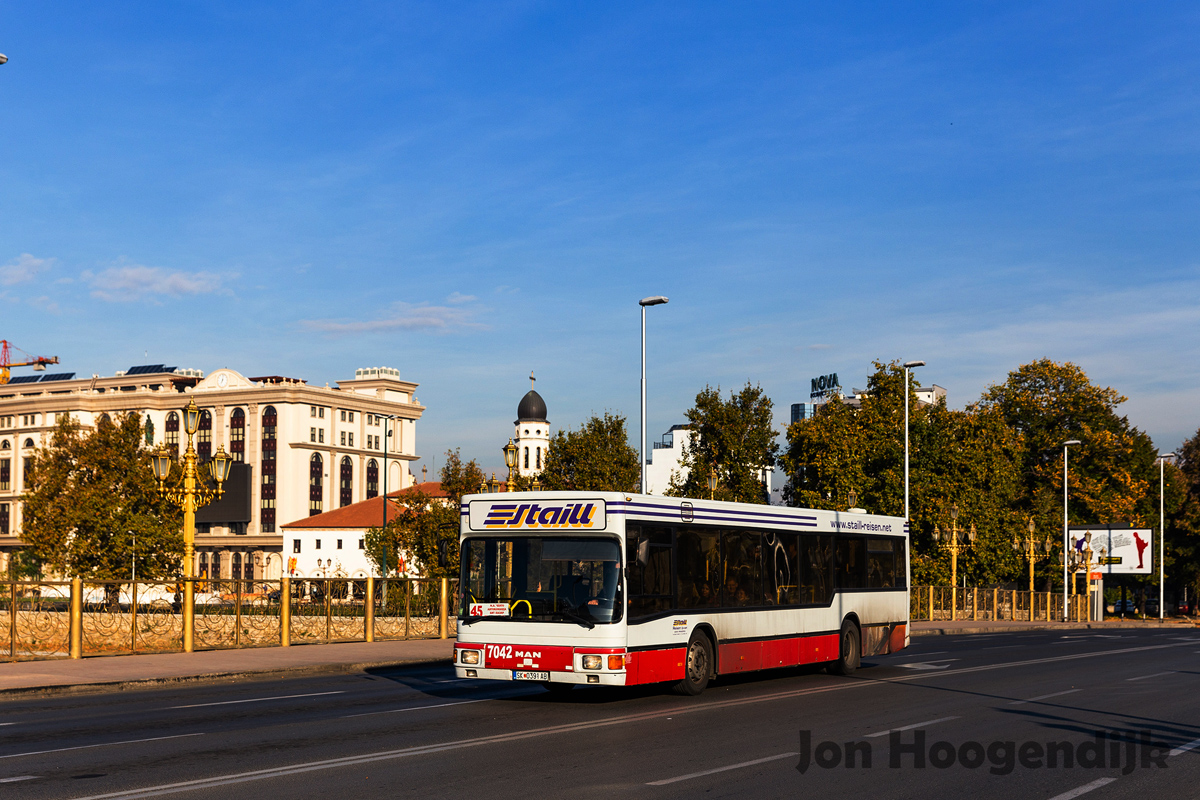 Skopje, MAN A10 NL222 # 7042
