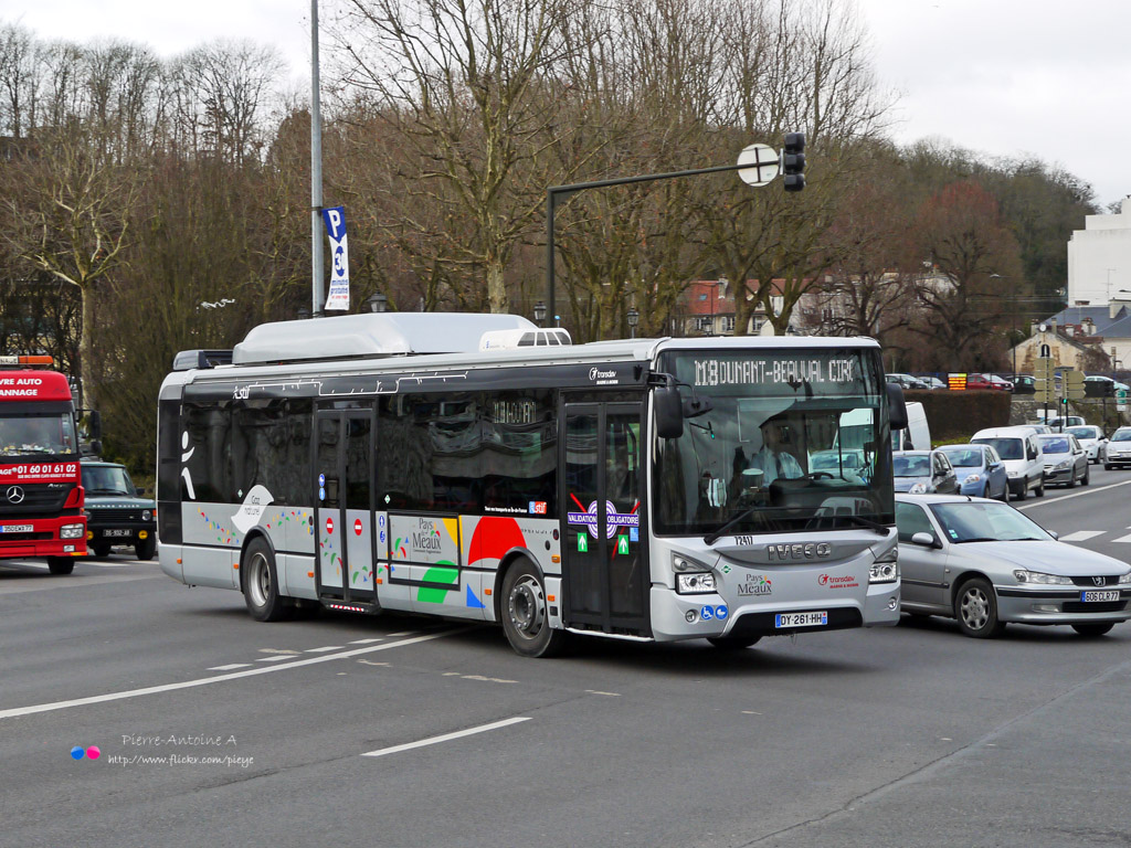Melun, IVECO Urbanway 12M CNG # 72417