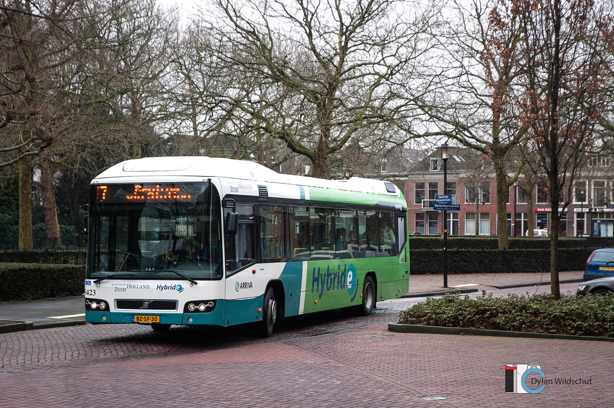 Dordrecht, Volvo 7700 Hybrid # 5423