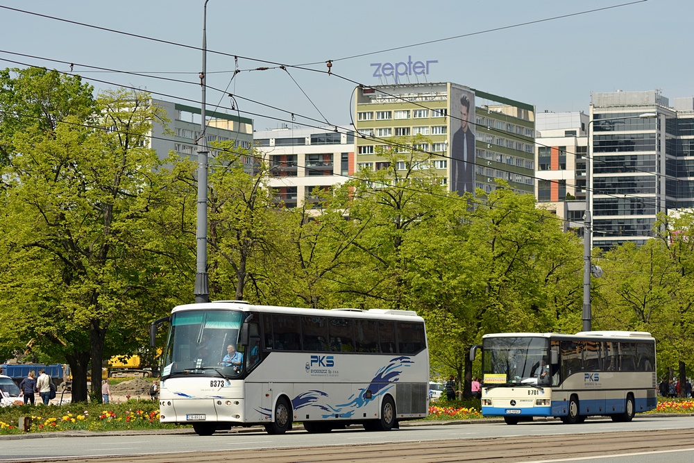 Bydgoszcz, Bova Futura FHD 13.340XE # B373; Bydgoszcz, Mercedes-Benz O550 Integro # B701