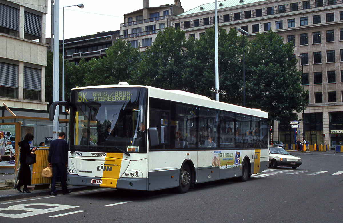 Bruselas, Jonckheere Transit 2000 # 3921