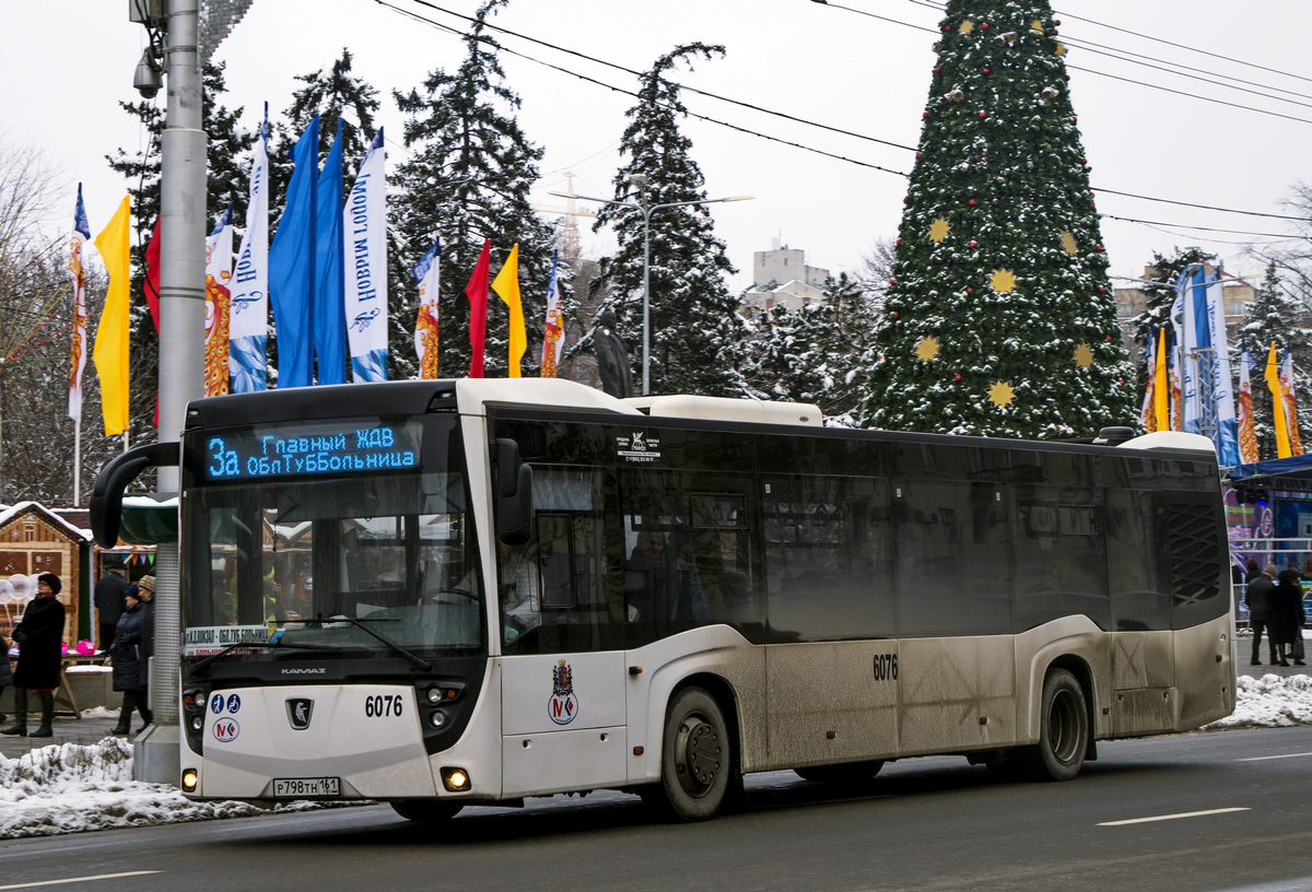 Rostov-on-Don, NefAZ-5299-40-52 # 6076