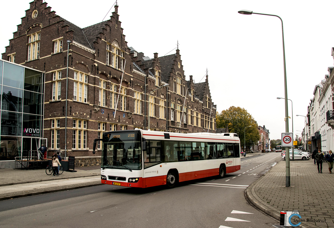 Maastricht, Volvo 7700 № 3858