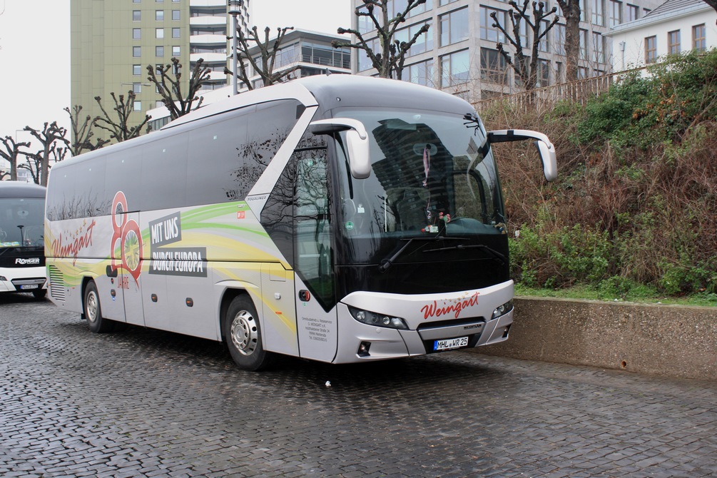 Mühlhausen, Neoplan N2216SHD Tourliner SHD # MHL-WR 25