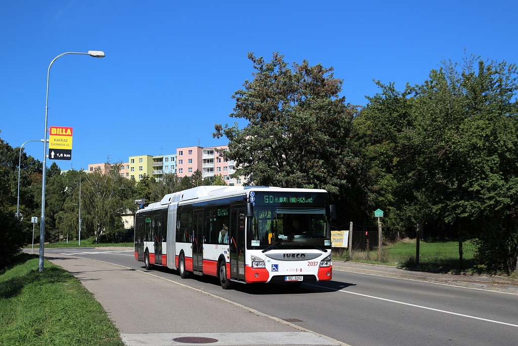 Brno, IVECO Urbanway 18M CNG # 2037