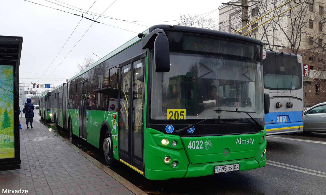 Almaty, LiAZ-6213.65 № 4022