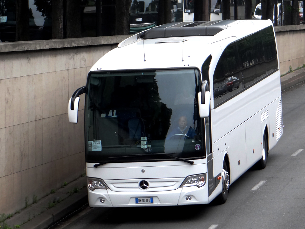 Rome, Mercedes-Benz Travego O580-15RHD № DR-831FL