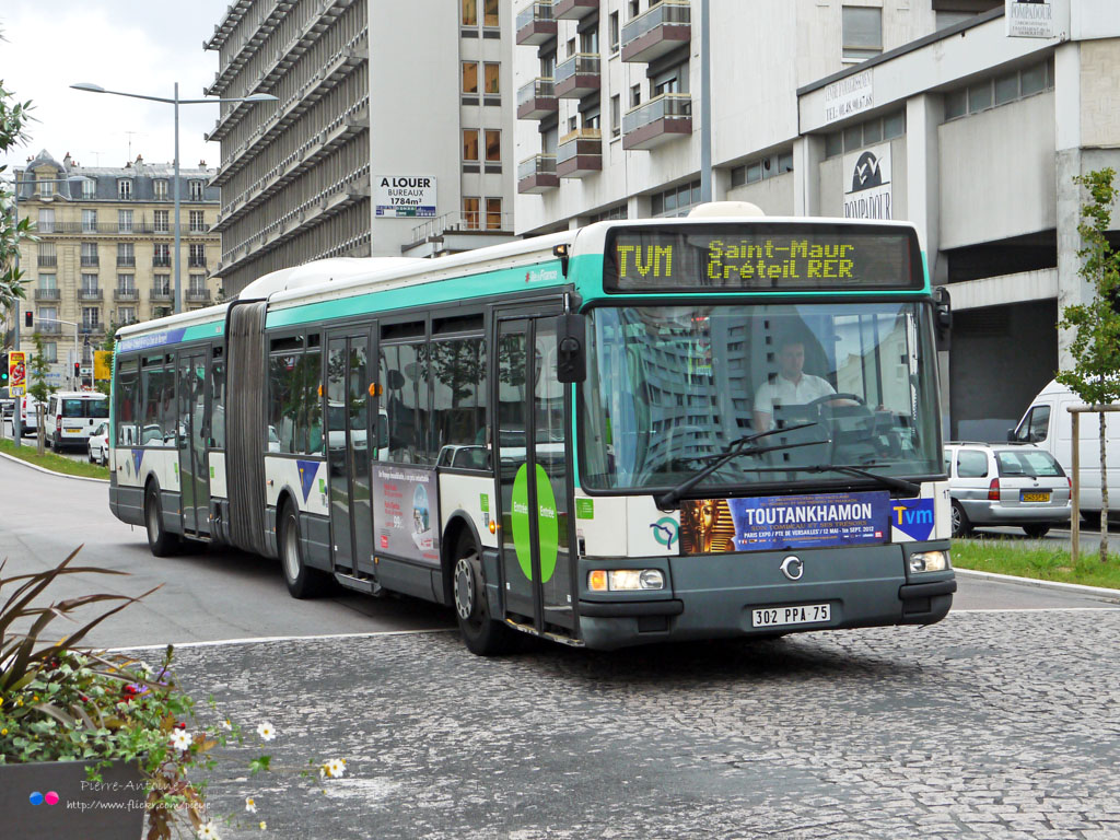 Paris, Irisbus Agora L № 1799