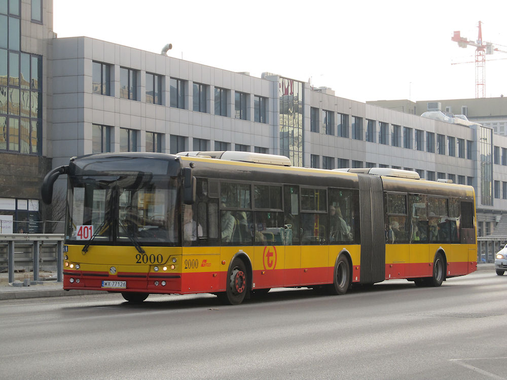 Варшава, Solbus SM18 № 2000