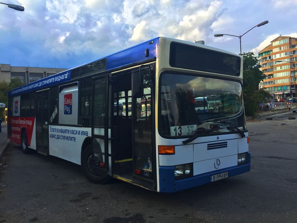 Varna, Mercedes-Benz O405N2 nr. 30954