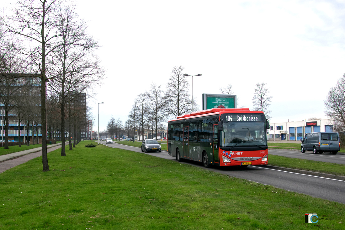 Rotterdam, IVECO Crossway LE Line 12M NP nr. 5065