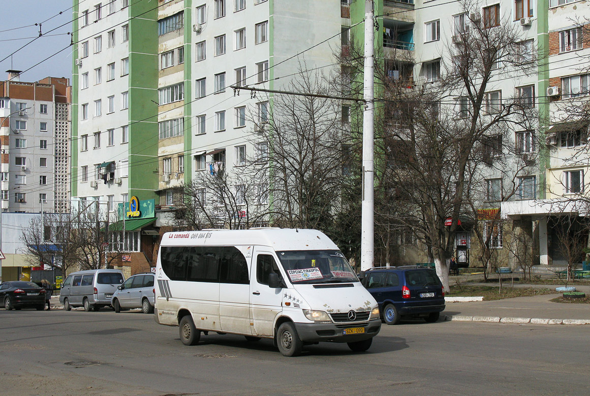Chisinau, Mercedes-Benz Sprinter 313CDI nr. SZK 090