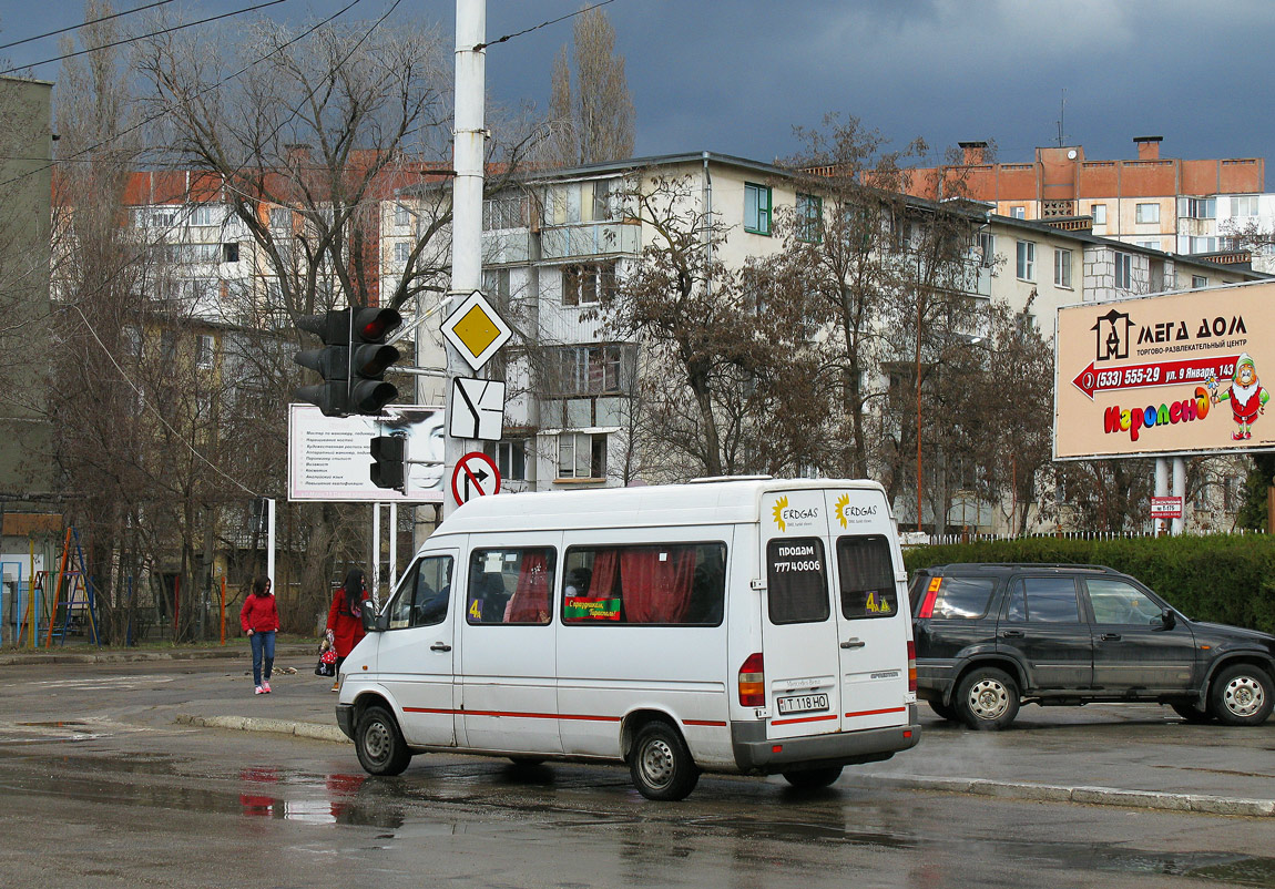 Tiraspol, Mercedes-Benz Sprinter 208D # Т 118 НО