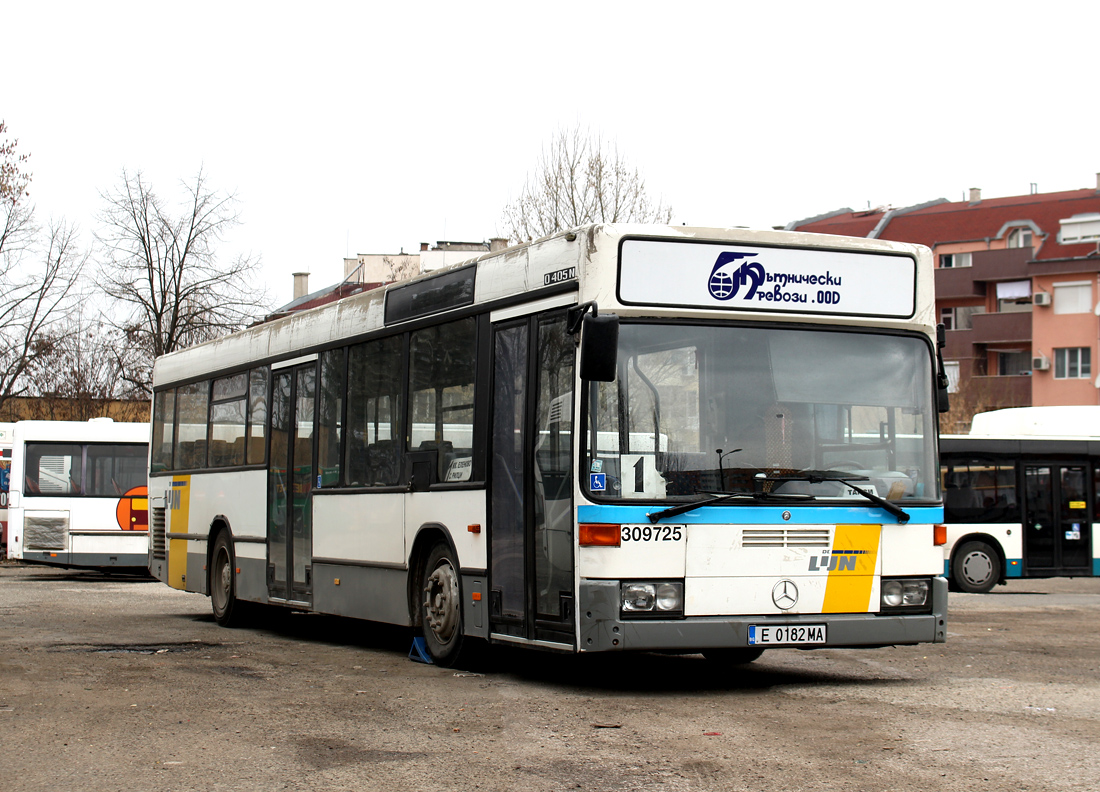 Blagoevgrad, Mercedes-Benz O405N2 nr. 0182