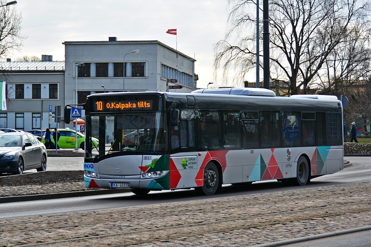 Liepaja, Solaris Urbino III 12 č. 8237