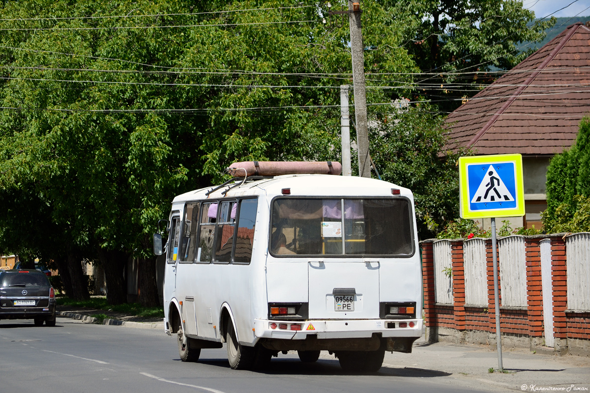 Mukachevo, PAZ-32051-110 (320511) # 095-66 РЕ