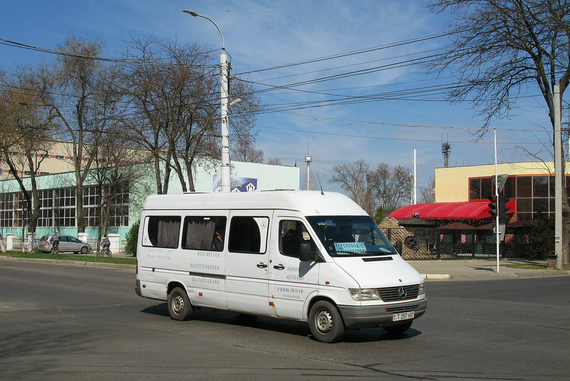 Tiraspol, Mercedes-Benz Sprinter 312D # Т 257 НХ
