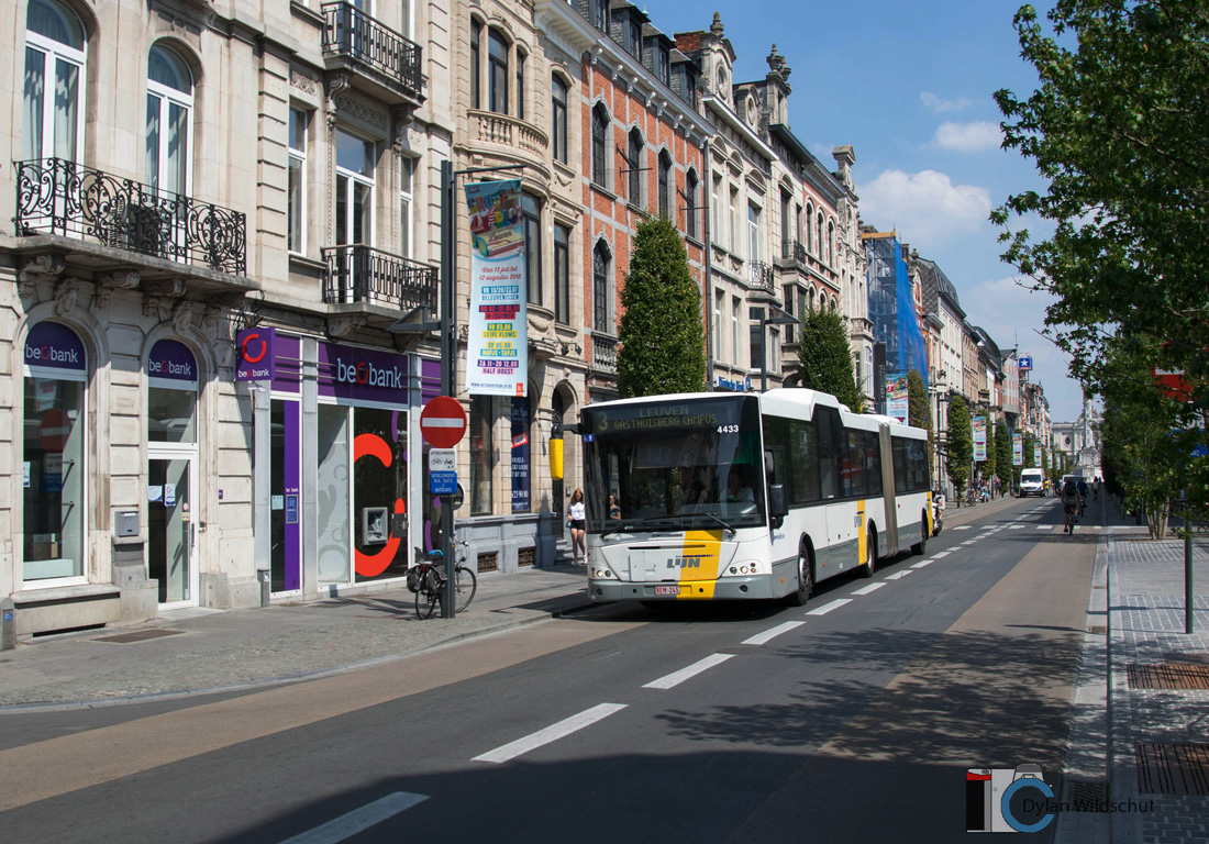 Leuven, Jonckheere Transit 2000G č. 4433