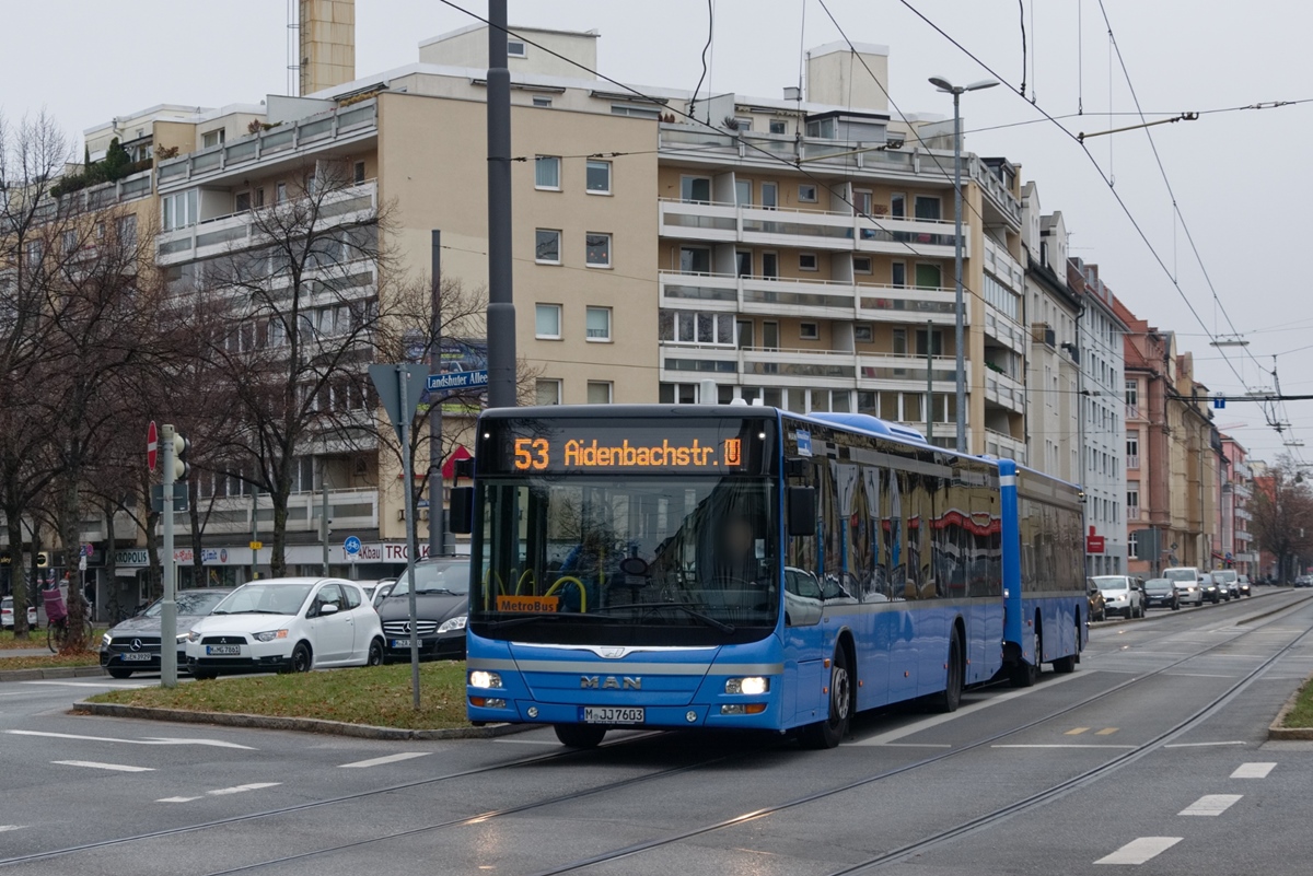 Munich, MAN A21 Lion's City NL363 # M-JJ 7603