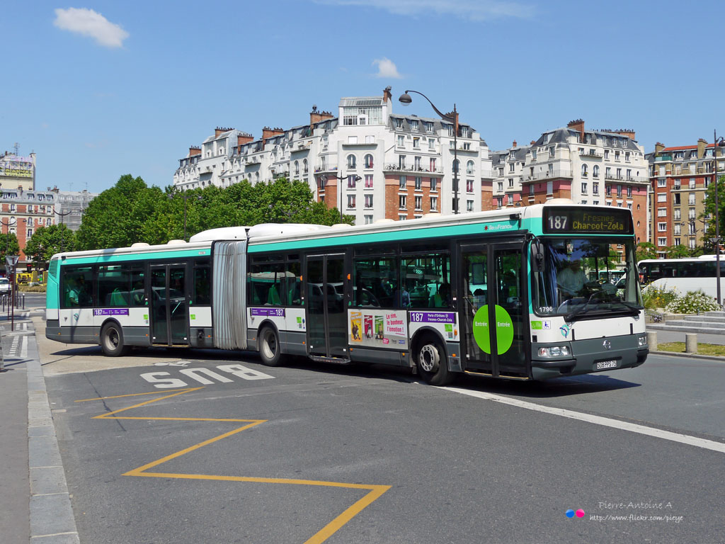 Paryż, Irisbus Agora L # 1796