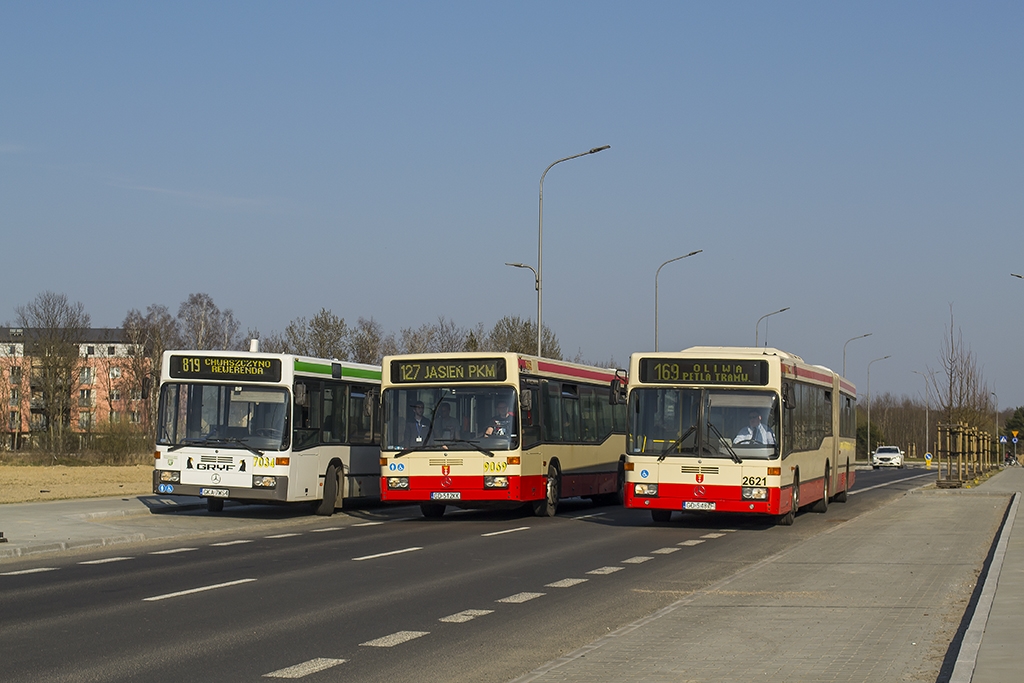Gdańsk, Mercedes-Benz O405GN2 № 2621; Gdańsk, Mercedes-Benz O405N2 № 9069; Żukowo, Mercedes-Benz O405N2 № 7034
