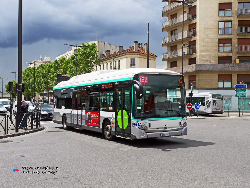 Paris, Heuliez GX337 Hybrid # 1126