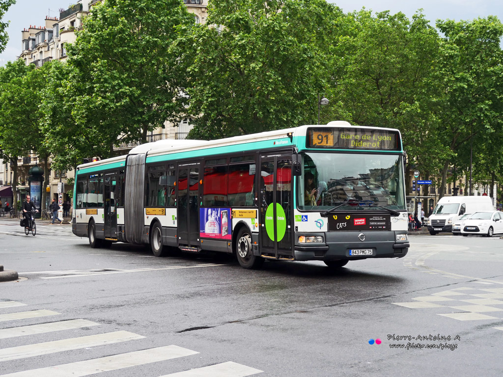 Paris, Irisbus Agora L №: 1772