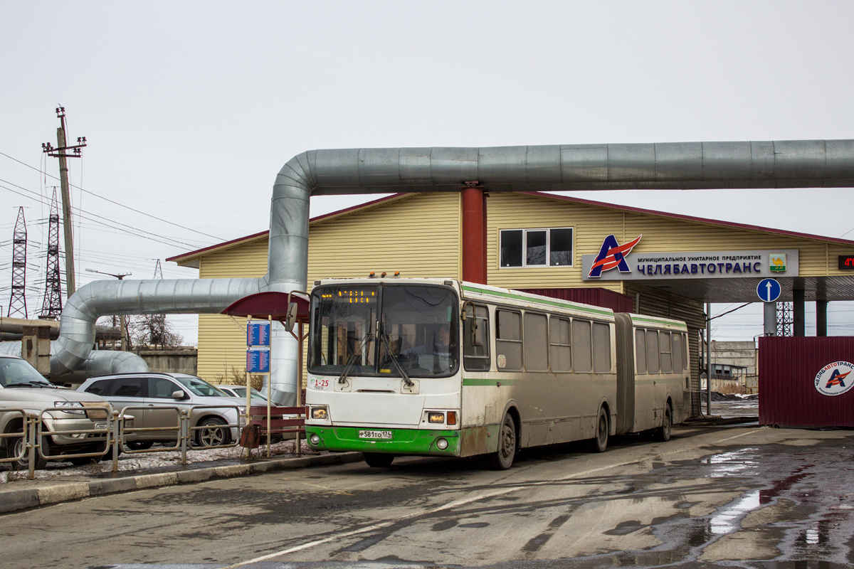 Chelyabinsk, LiAZ-6212.00 # 1-25
