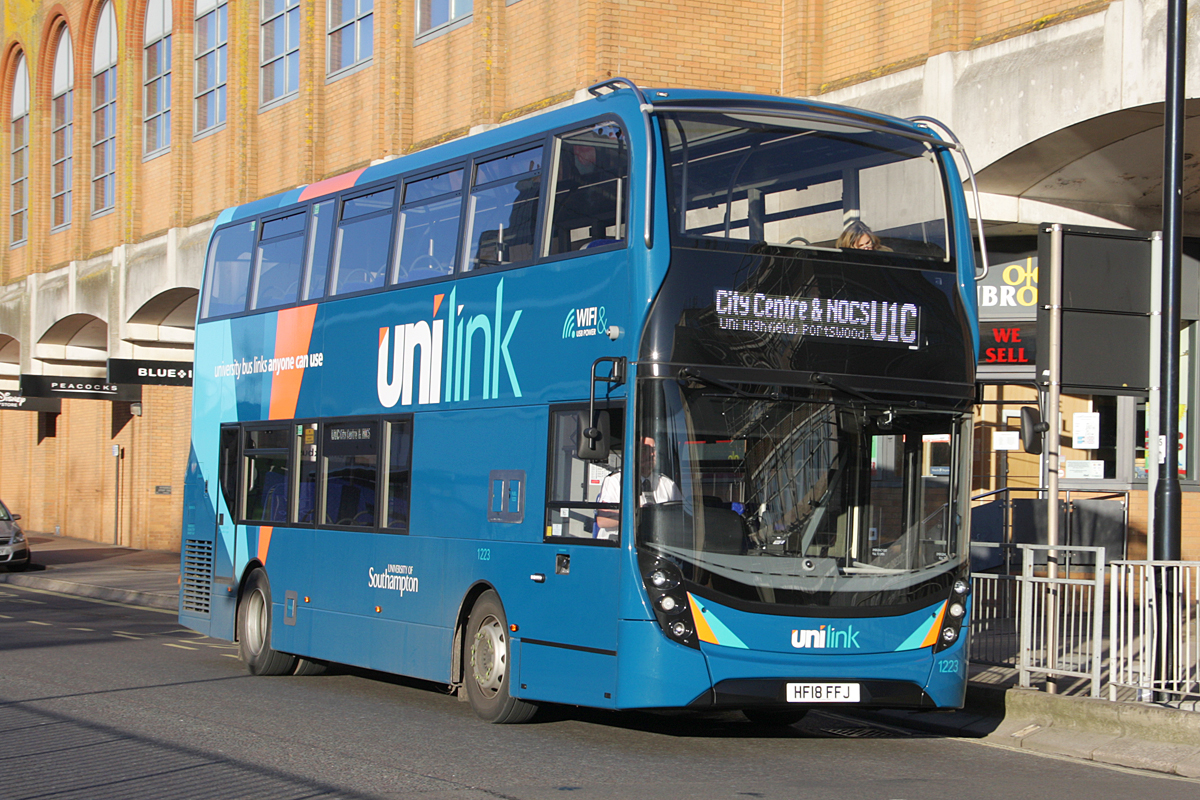 Southampton, Alexander Dennis Enviro 400 MMC # 1223