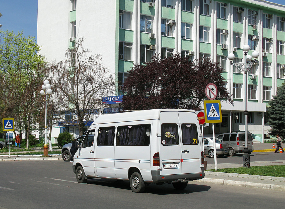Tiraspol, Mercedes-Benz Sprinter 208D # Т 006 НА