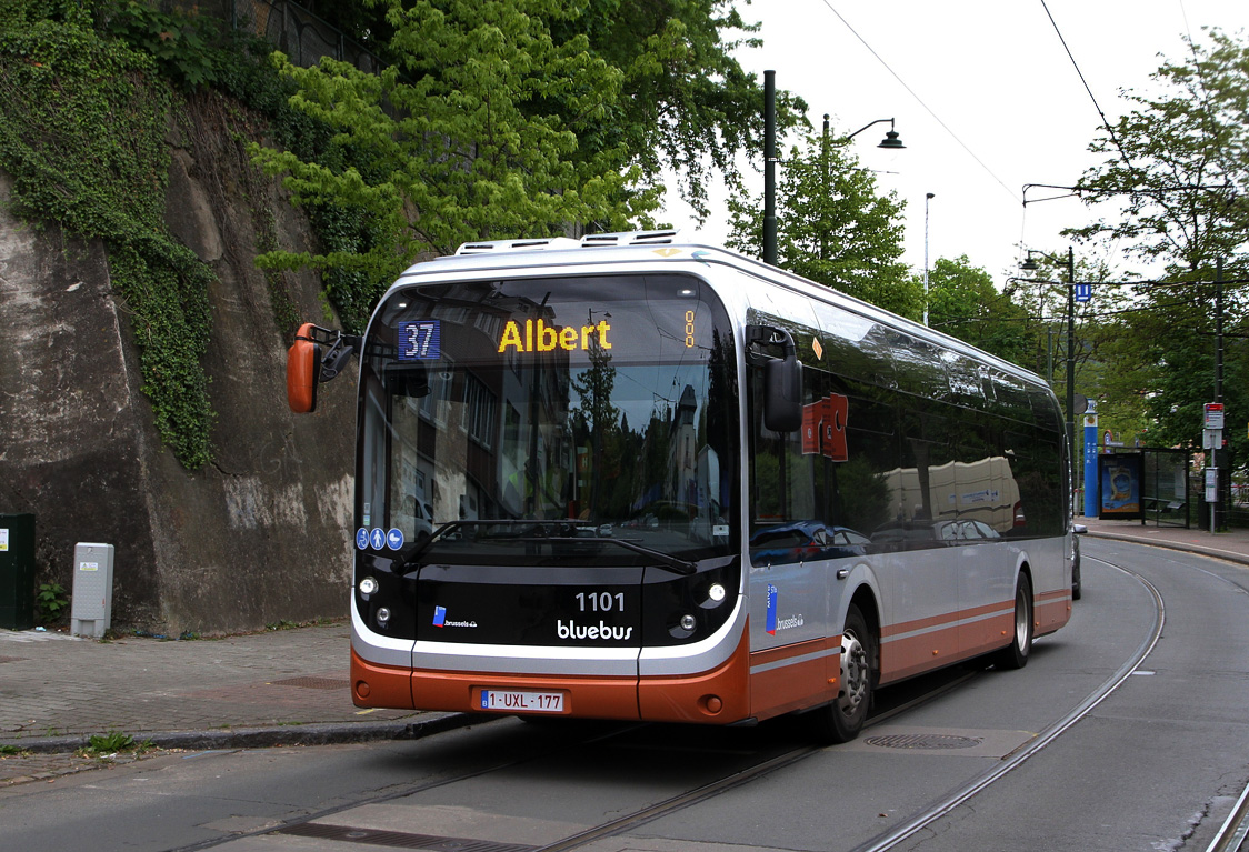 Bruksela, Bolloré Bluebus SE # 1101