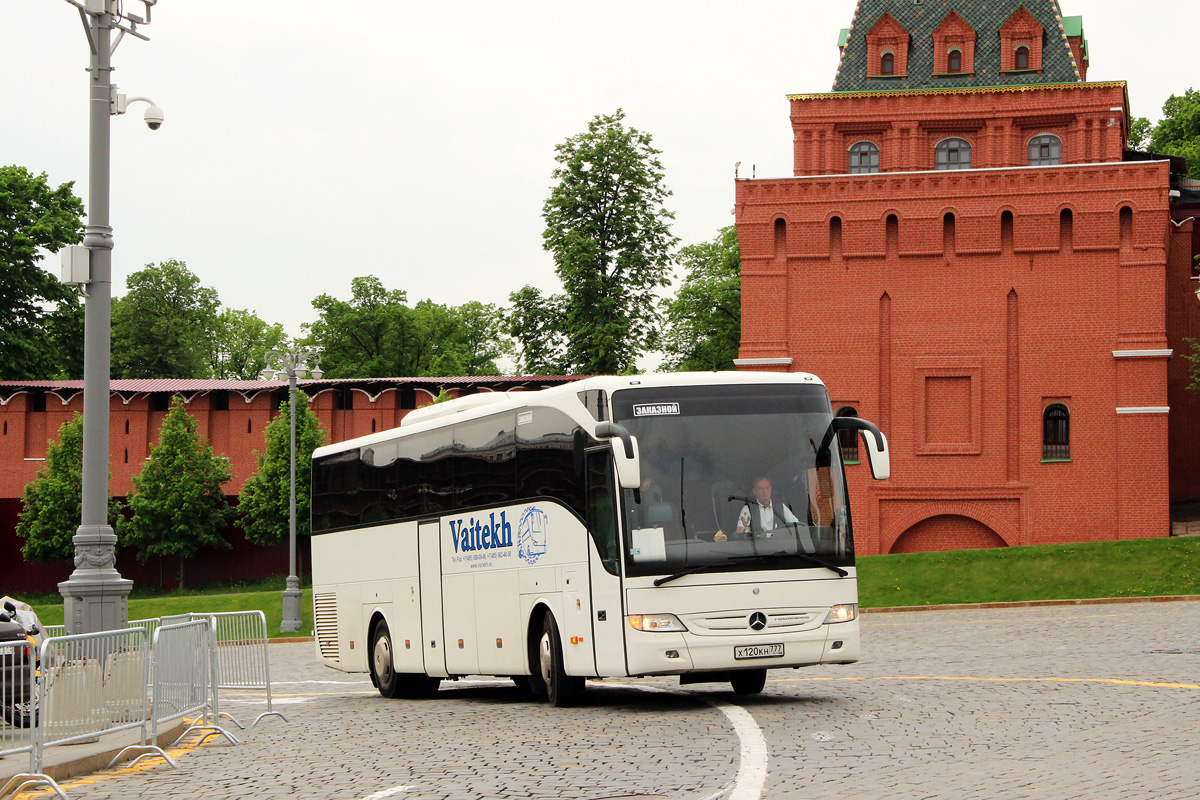 Moscow, Mercedes-Benz Tourismo 15RHD-II # Х 120 КН 777