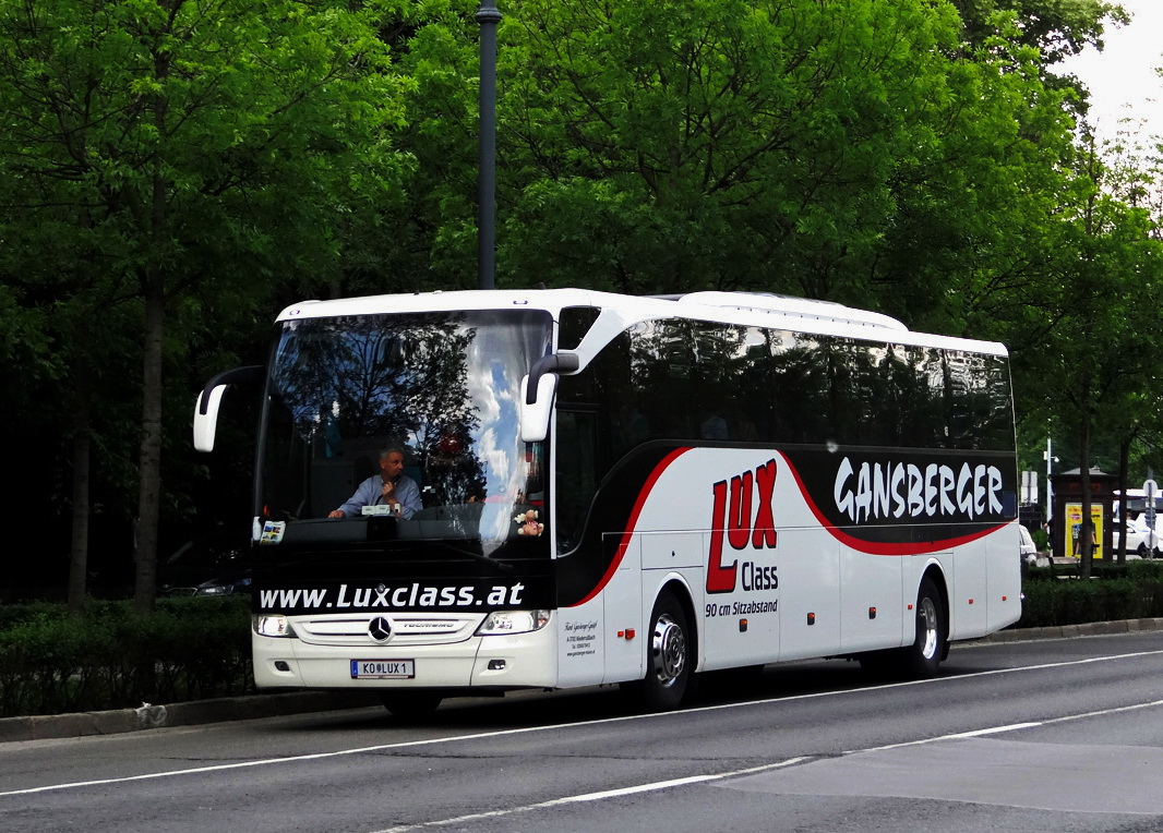 Korneuburg, Mercedes-Benz Tourismo 16RHD-II M/2 # KO-LUX 1