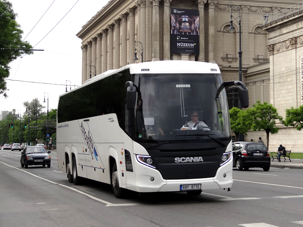 Прага, Scania Touring HD 13,7 № 6AY 8710