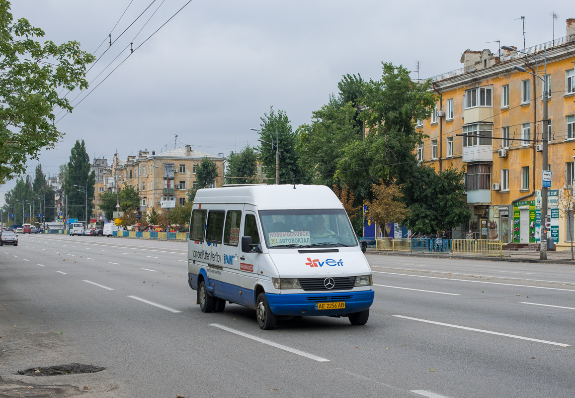 Dnipro, Mercedes-Benz Sprinter 412D nr. АЕ 2256 АВ