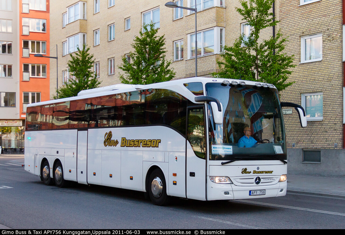 Uppsala, Mercedes-Benz Tourismo 17RHD-II L # APY 756