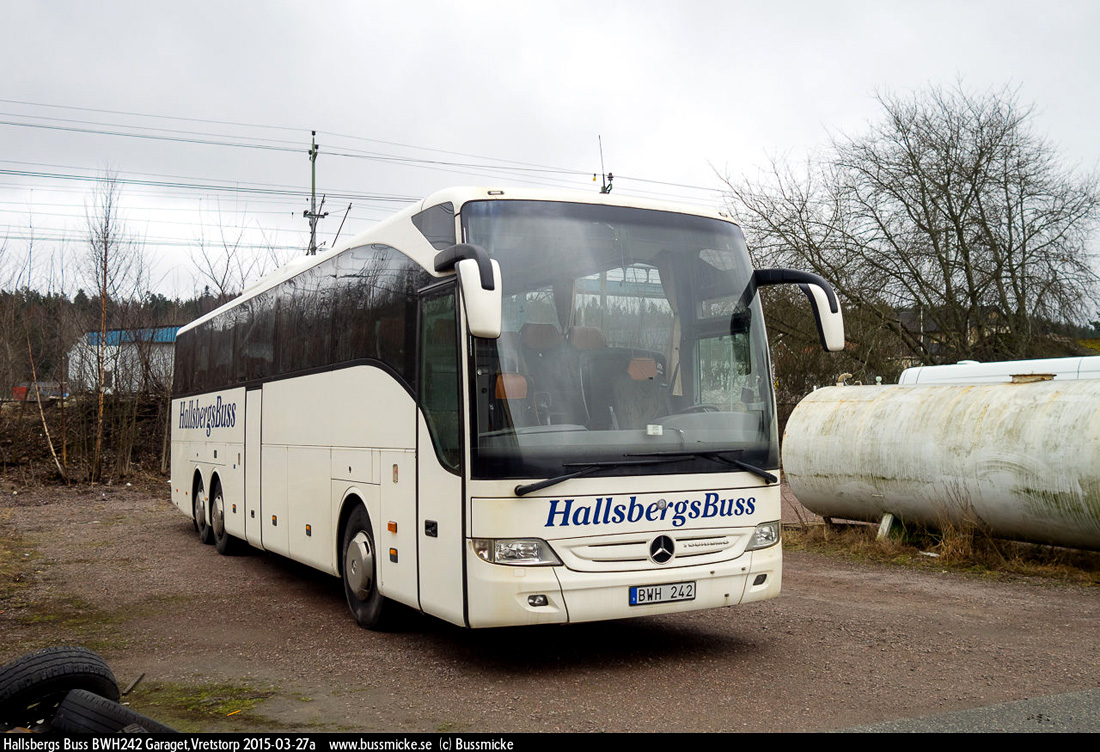Örebro, Mercedes-Benz Tourismo 16RHD-II M/3 # BWH 242