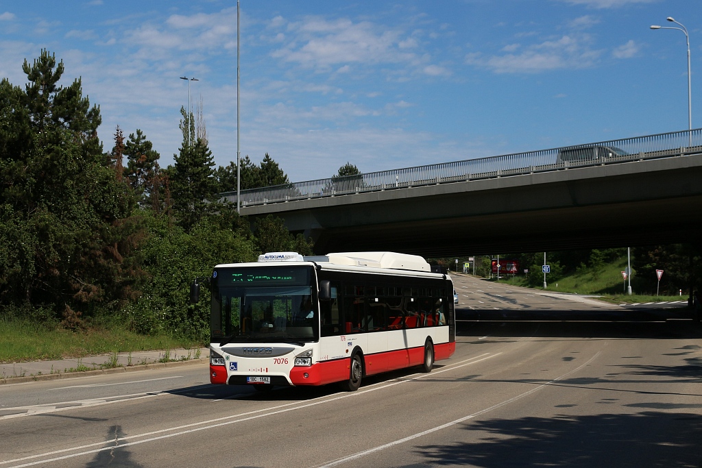 Brno, IVECO Urbanway 12M CNG # 7076