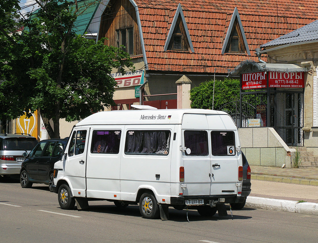 Tiraspol, Mercedes-Benz T1 208D Nr. Т 277 ВТ