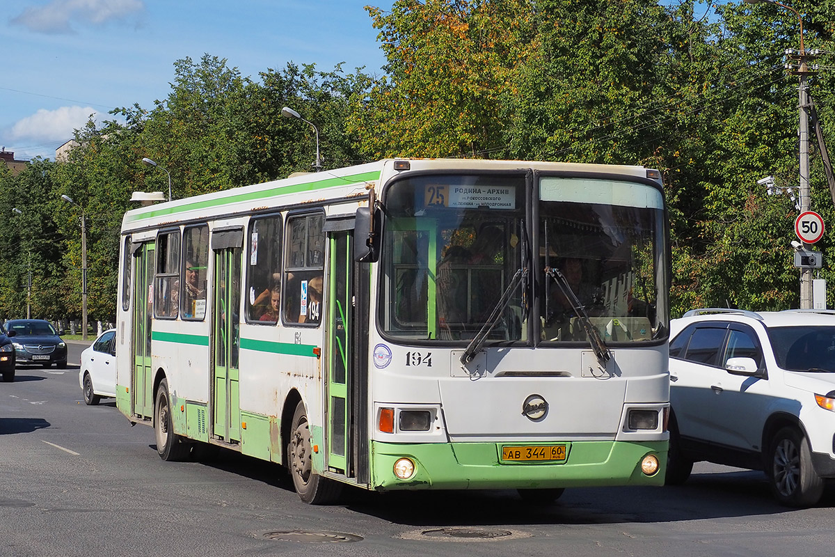 Pskov, LiAZ-5256.26 # 194