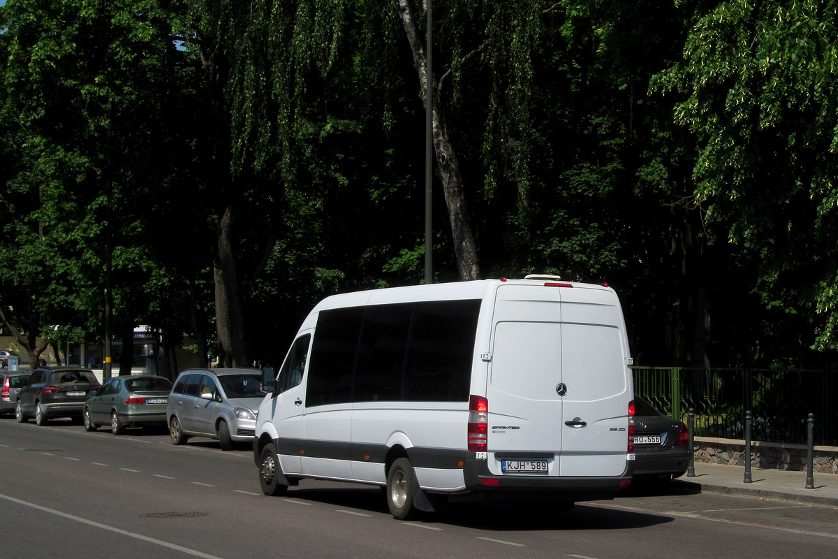 Каунас, Forveda (Mercedes-Benz Sprinter) № KJH 589