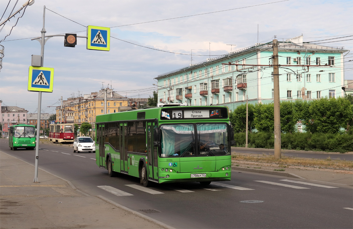 Krasnoyarsk, MAZ-103.476 č. С 758 ЕР 124