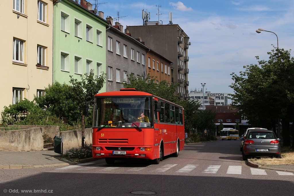 Znojmo, Karosa B932.1676 # 51